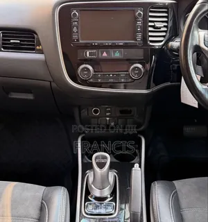 Mitsubishi Outlander 2.0 PHEV AWD 2017 Black