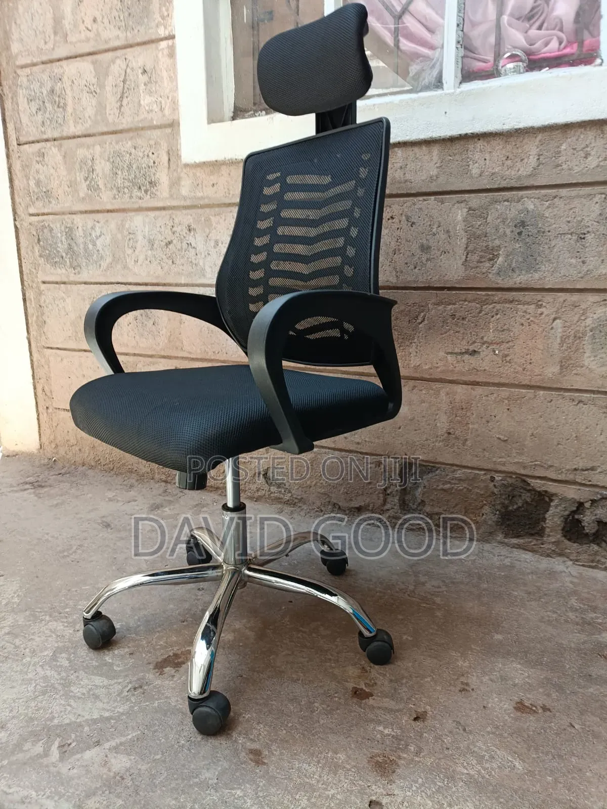 Swivel Adjustable Chair