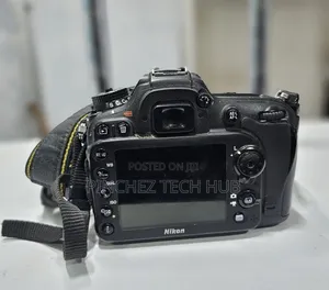 Nikon D7100 Camera
24.1 MP CMOS Sensor
100-6400 Iso Range