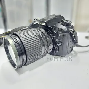 Nikon D7100 Camera
24.1 MP CMOS Sensor
100-6400 Iso Range