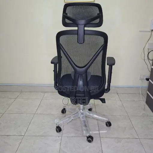 Office Chair : Ergonomic Mesh Task Chair