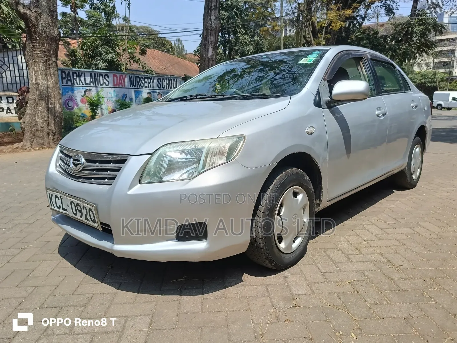 Toyota Axio 2010 Silver