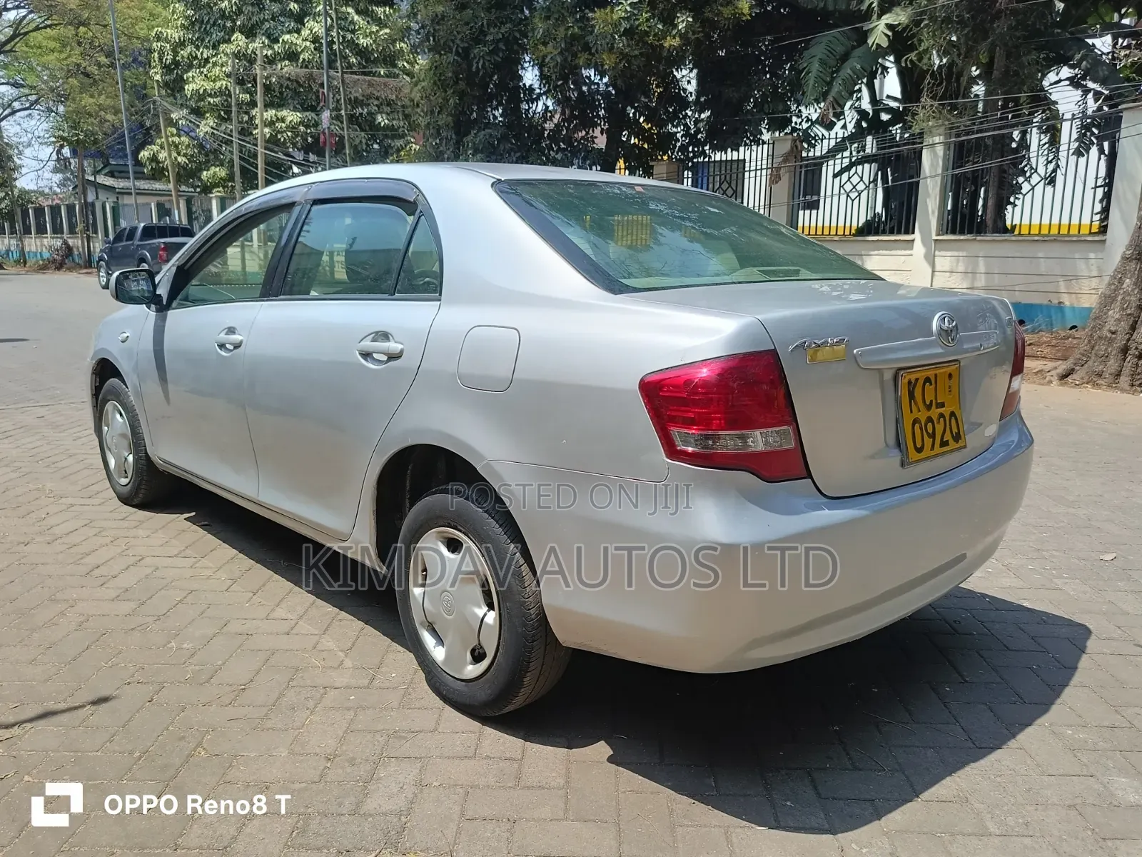 Toyota Axio 2010 Silver