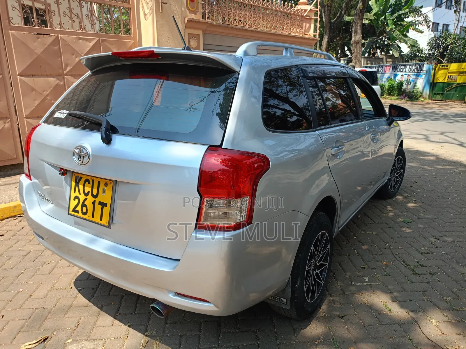 Toyota Corolla Fielder 2012 Silver