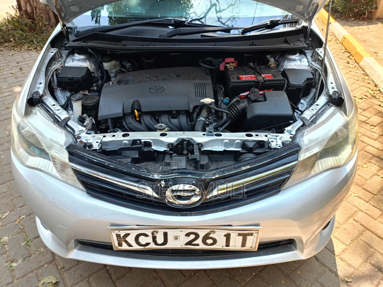 Toyota Corolla Fielder 2012 Silver