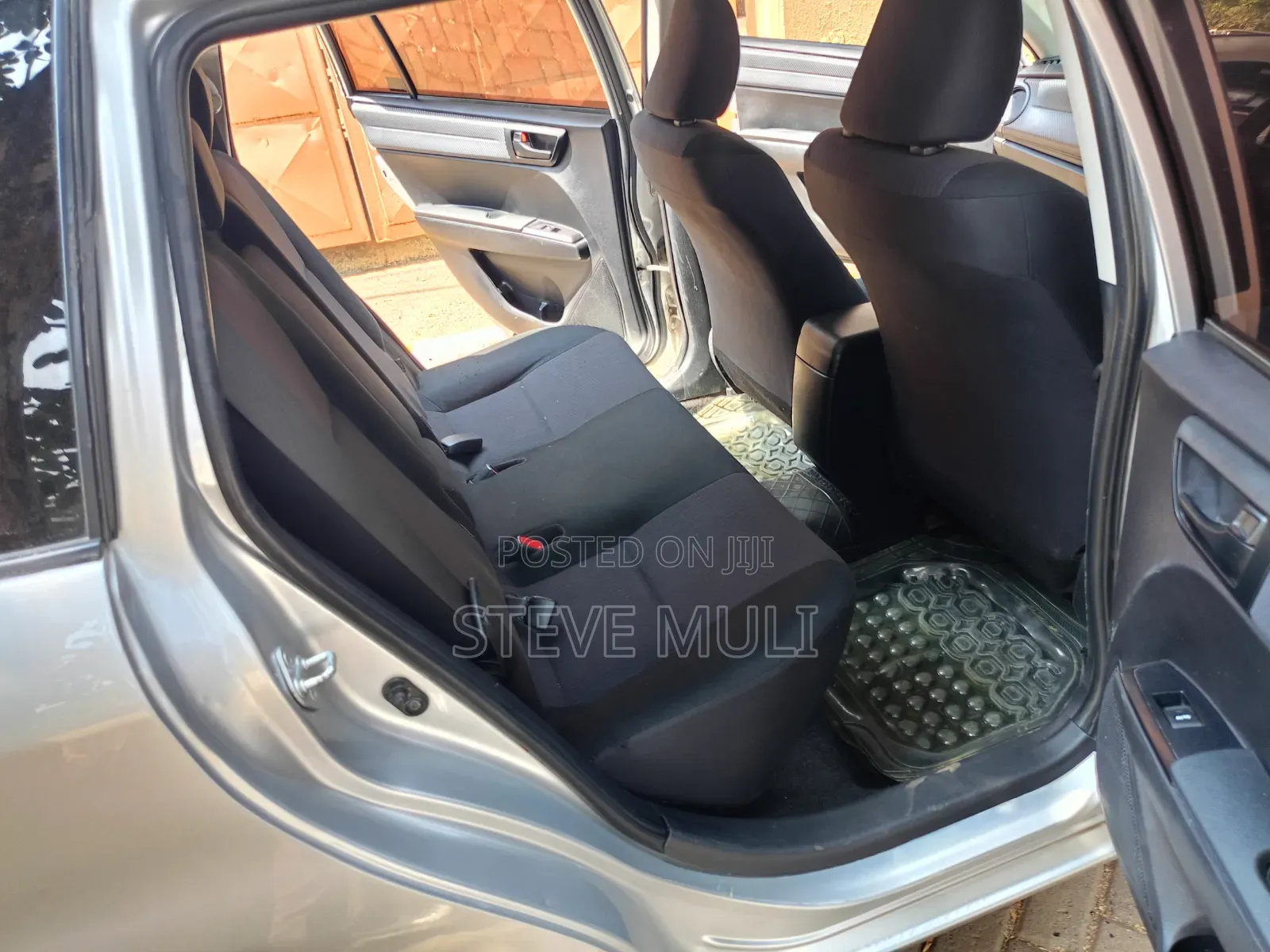 Toyota Corolla Fielder 2012 Silver
