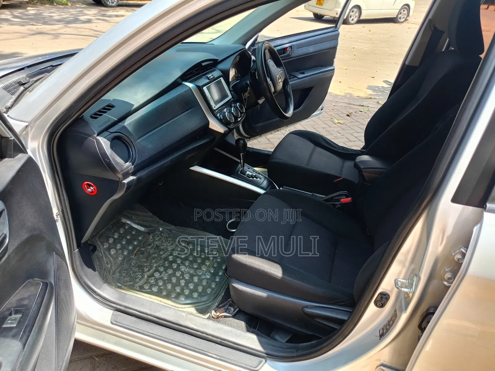 Toyota Corolla Fielder 2012 Silver