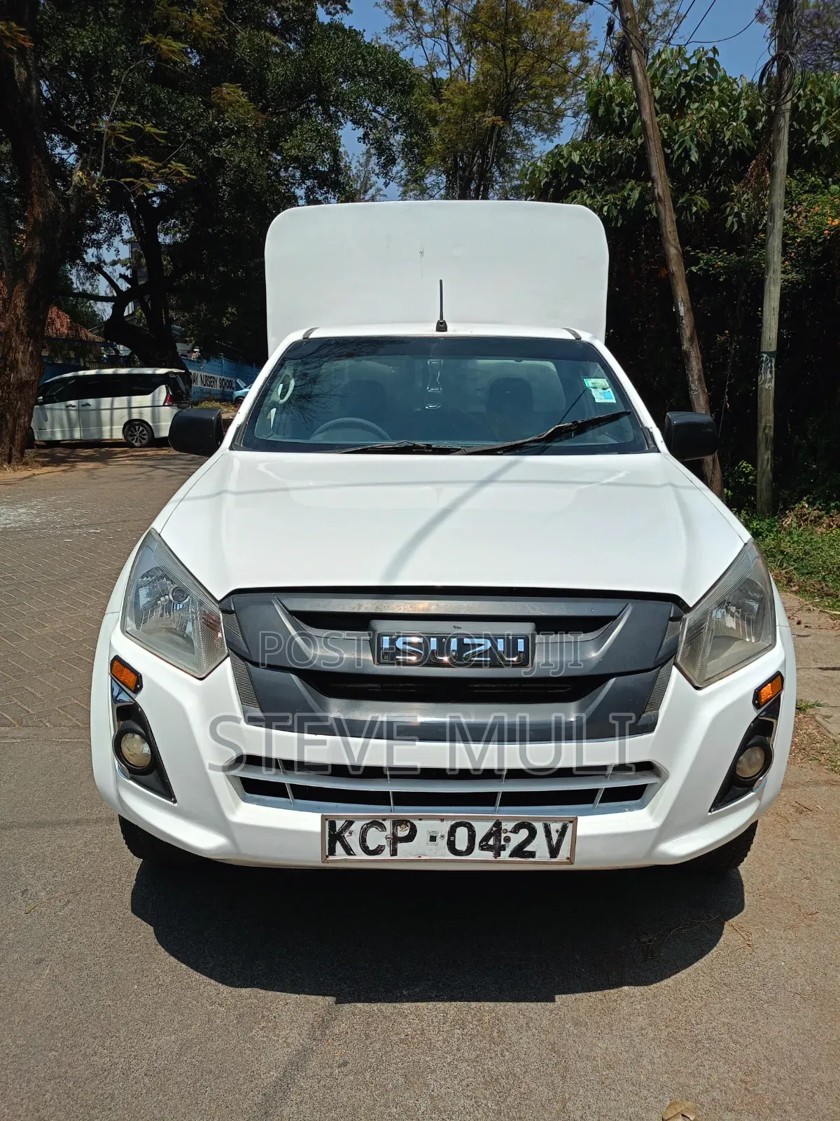 Isuzu D-MAX 2017 White