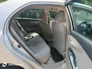 Toyota Axio 2009 Silver