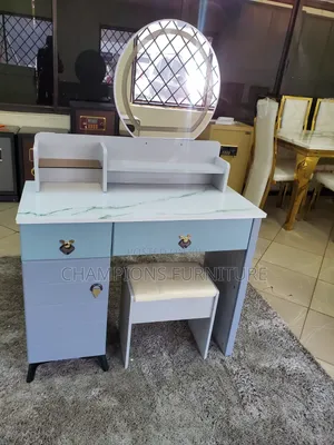 Modern Mable Top Dressing Table