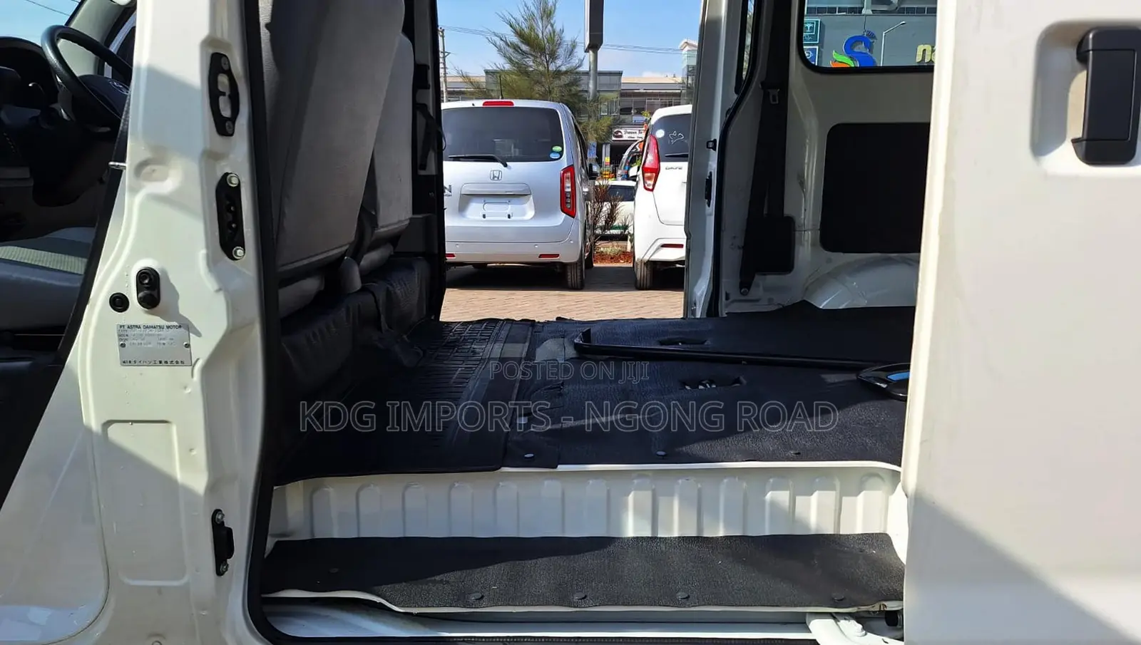 Toyota TownAce 2019 White
