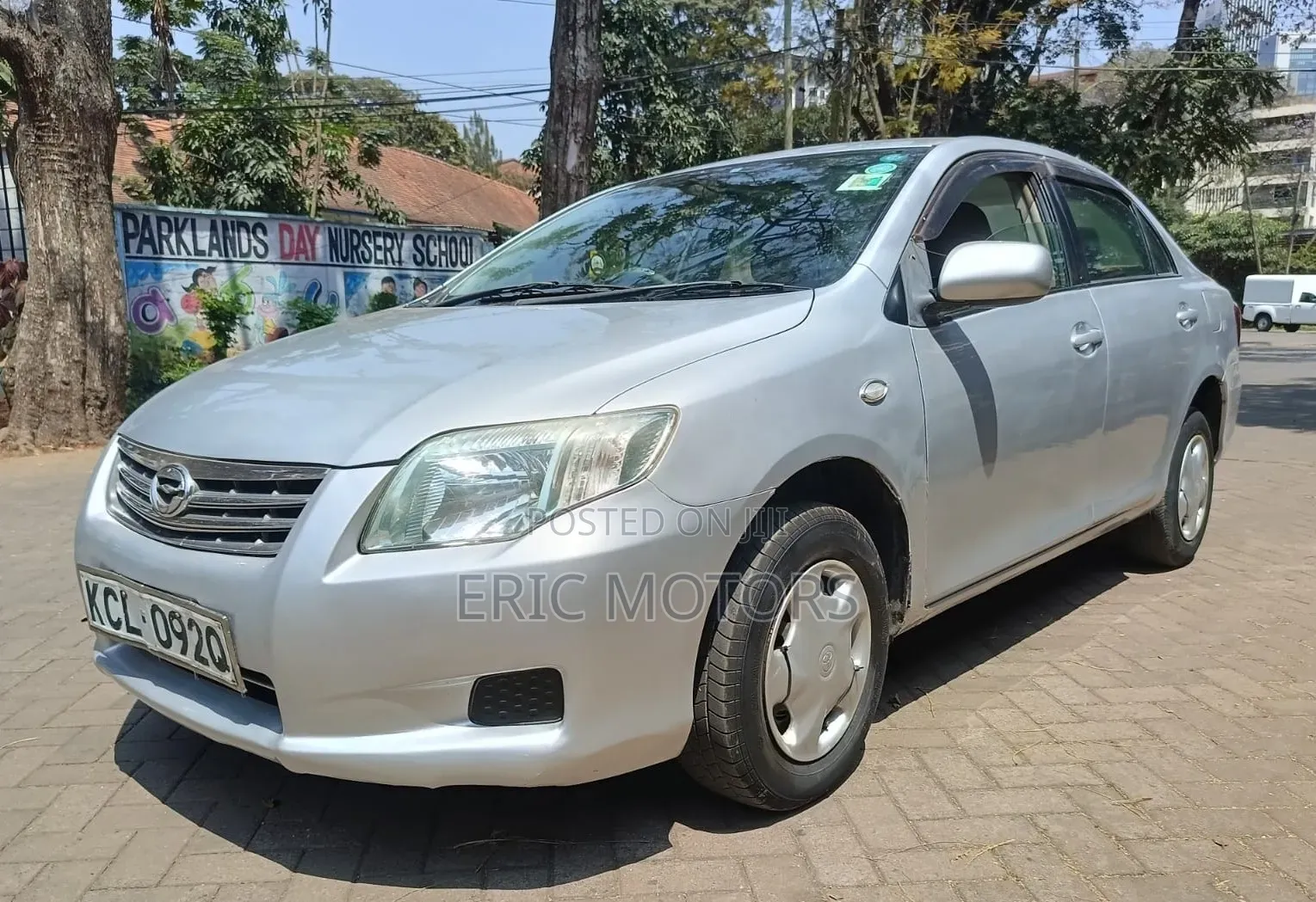 Toyota Axio 2010 Silver