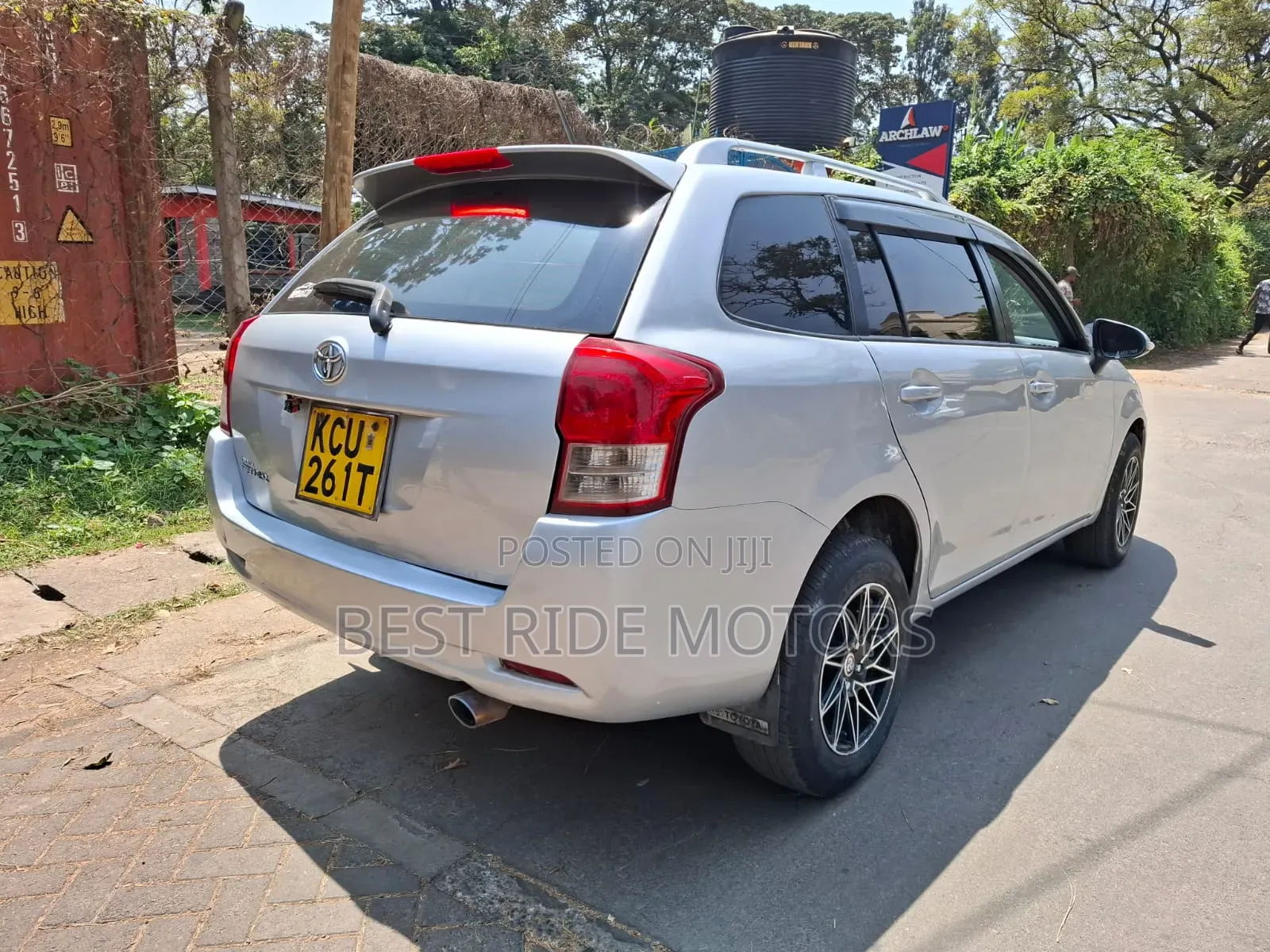 Toyota Corolla Fielder 2013 Silver