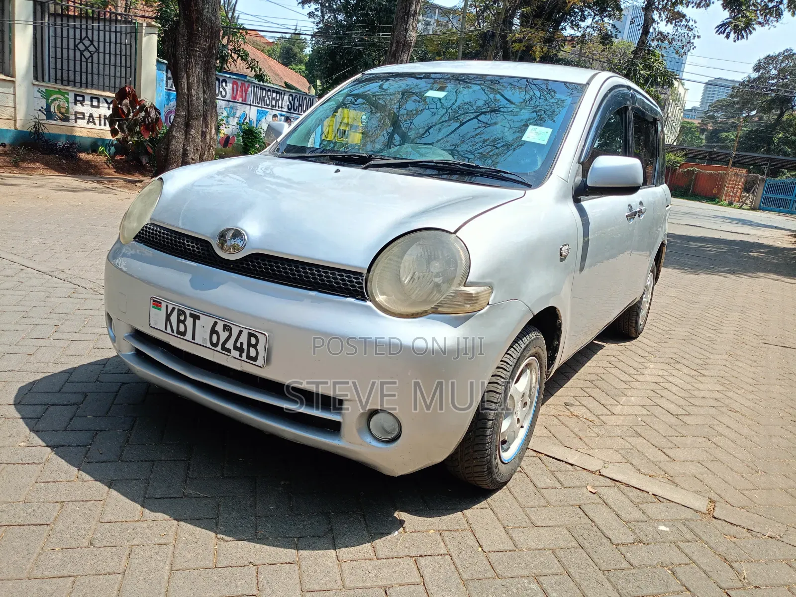 Toyota Sienta 2007 Silver