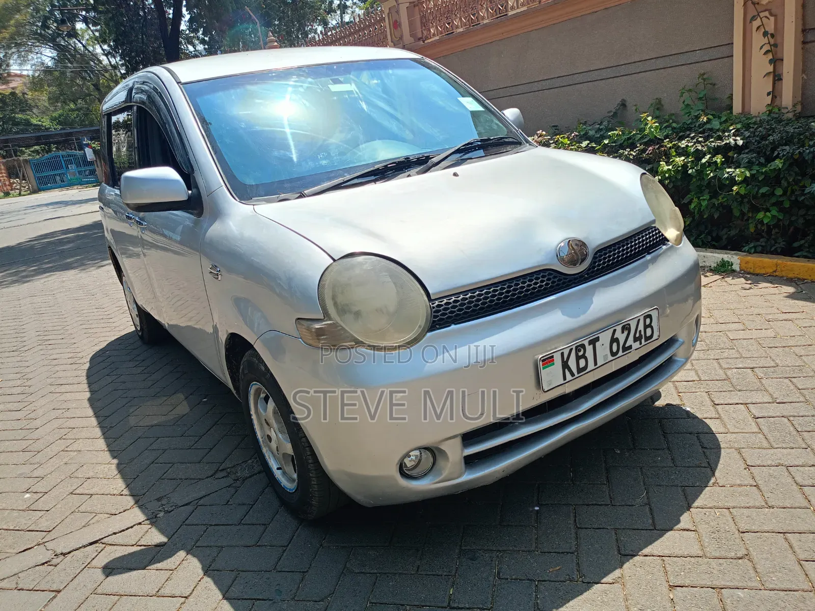 Toyota Sienta 2007 Silver