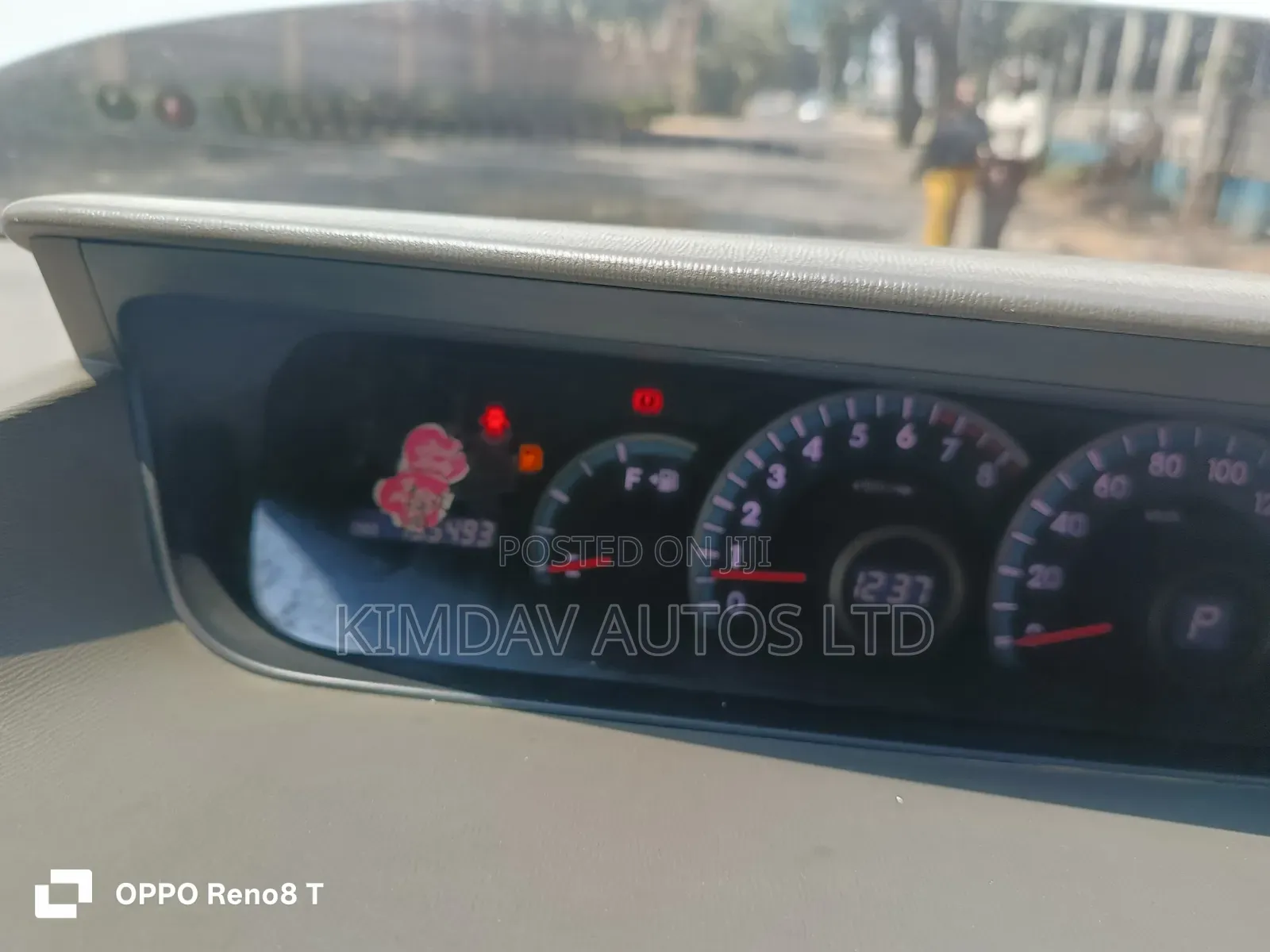 Toyota Noah 2011 White
