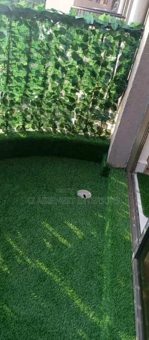 Water Resistant, Pure Aesthetic Artificial Green Grass Carpet