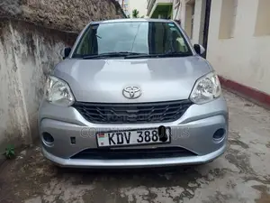 Toyota Passo 2018 Silver