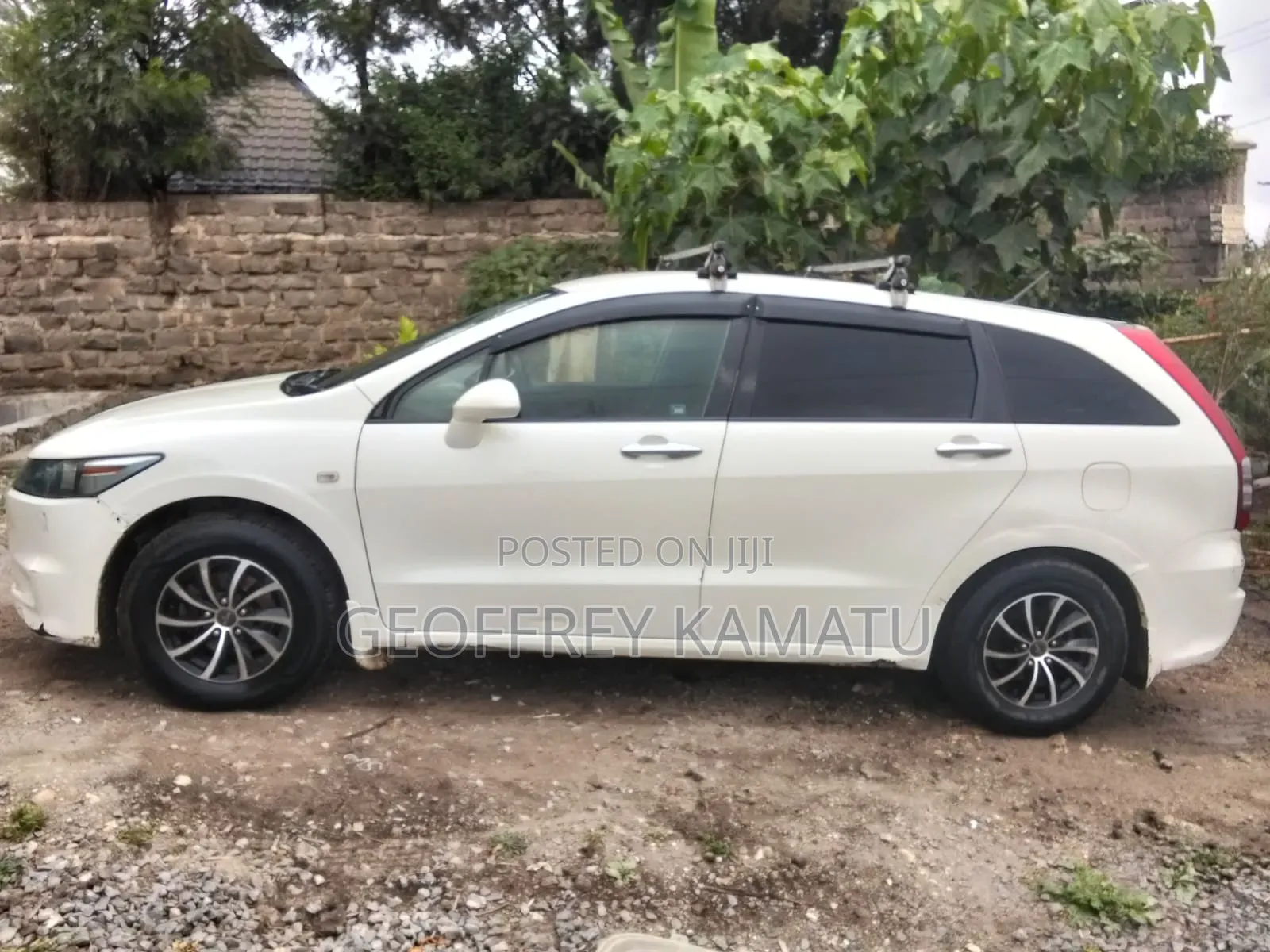 Honda Stream 2014 White
