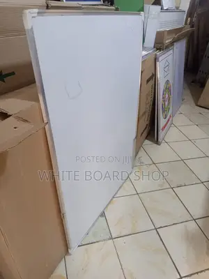 Second-Hand Whiteboards 4ft X 3ft – Affordable Whitebaords