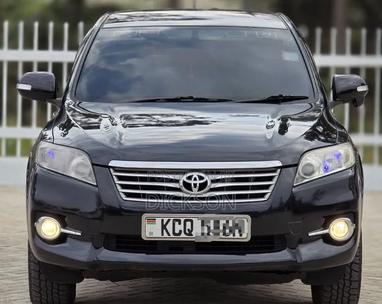 Toyota Vanguard 2012 Black