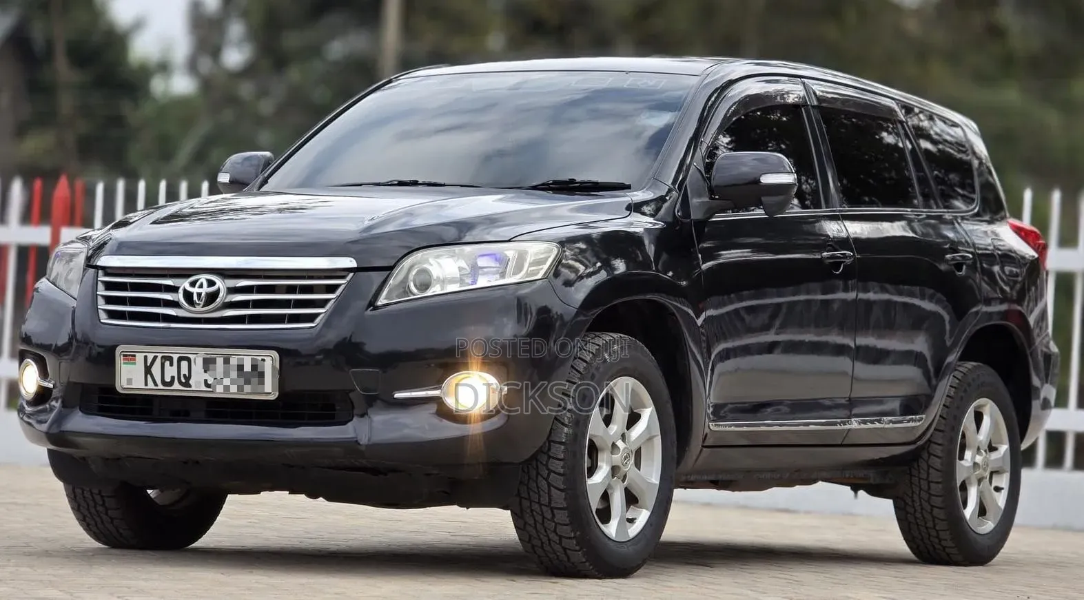 Toyota Vanguard 2012 Black