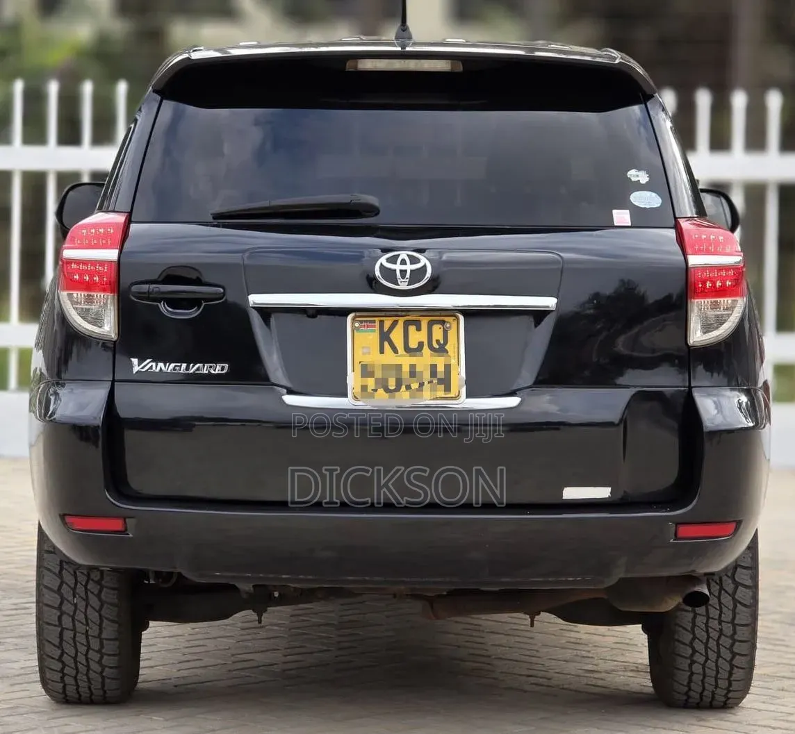 Toyota Vanguard 2012 Black