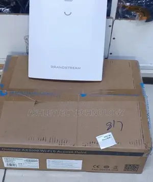 # Grandstream Gwn7660elr 300m Coverage Wi-Fi 6 Ap