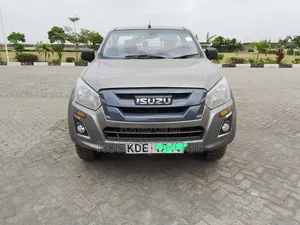 Isuzu D-MAX 2022 Beige