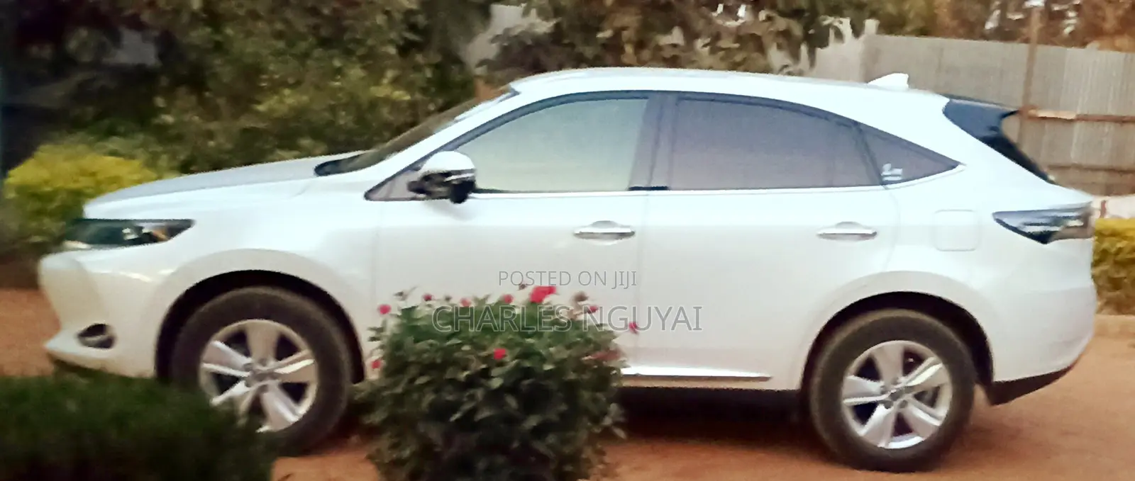 Toyota Harrier 2.0 2014 White