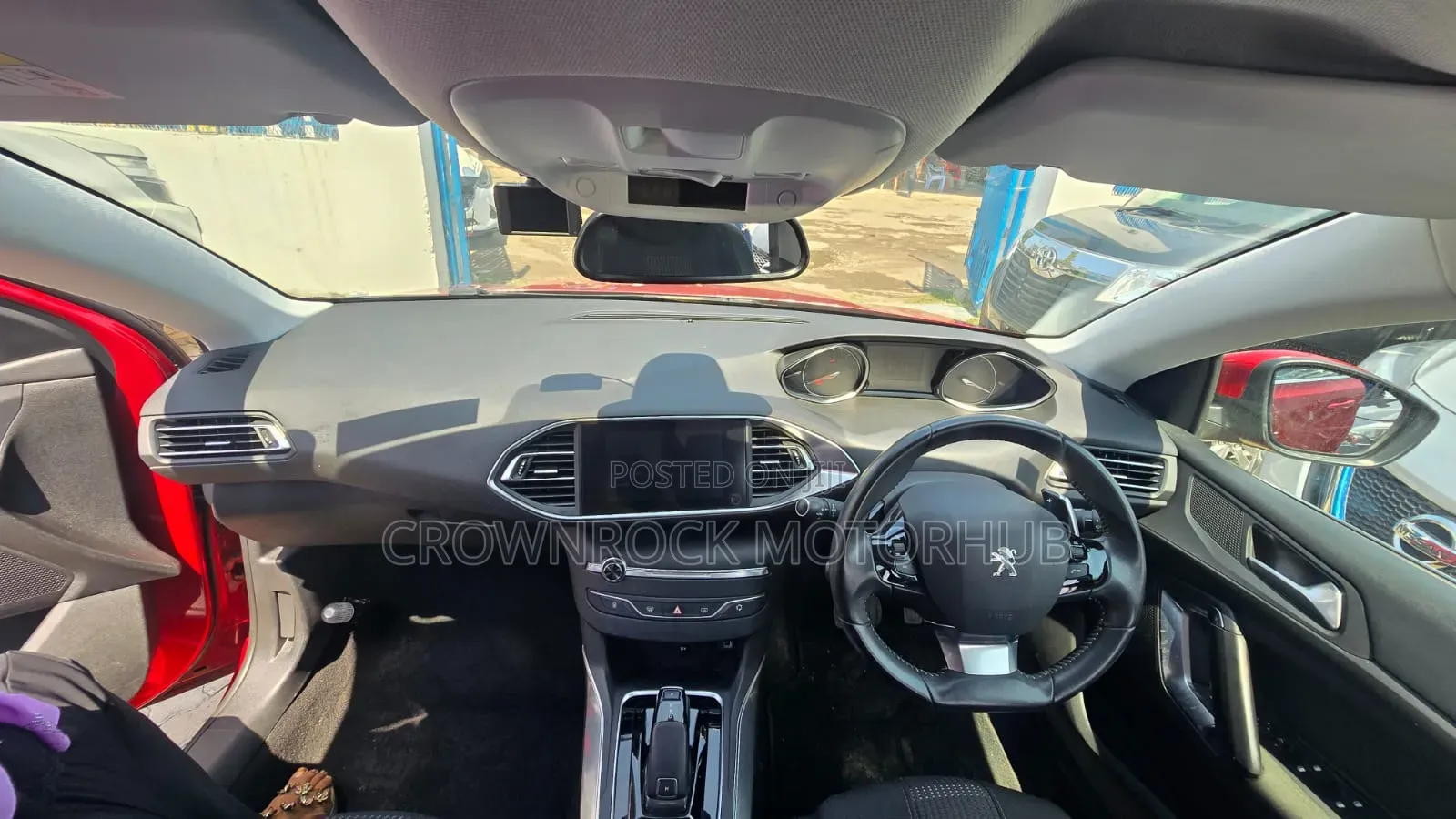 Peugeot 308 2020 Red