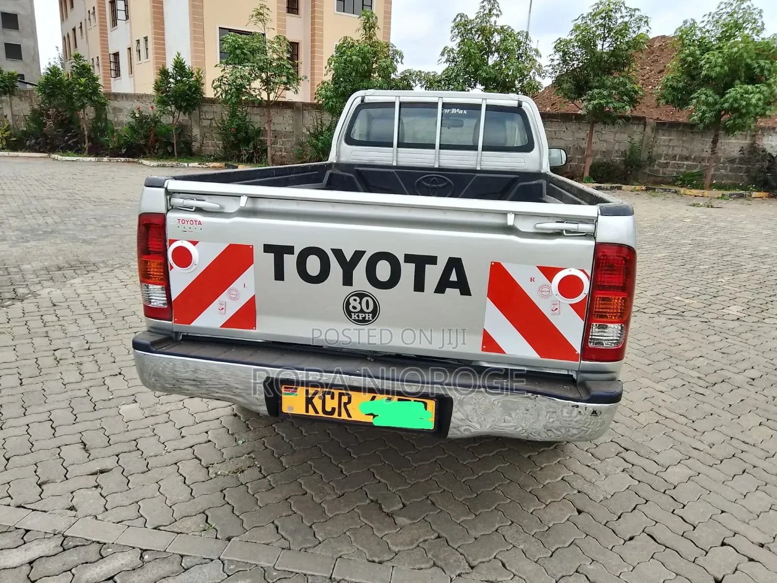 Toyota Hilux 2011 Silver
