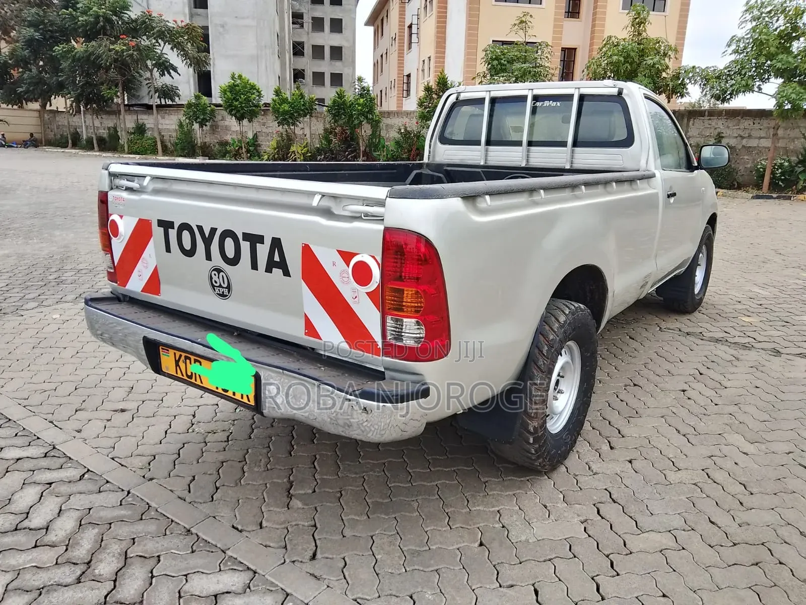 Toyota Hilux 2011 Silver