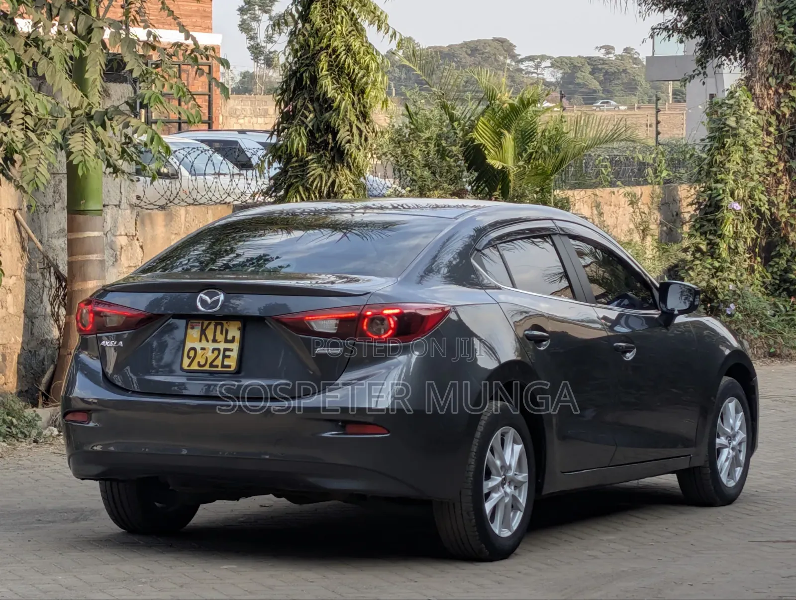 Mazda Axela 2016 Gray