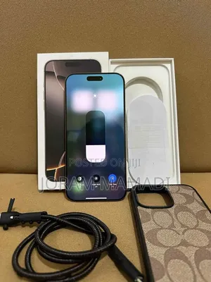 Apple iPhone 16 Pro Max 256 GB Gold