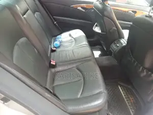 Mercedes-Benz E240 2004 Gold