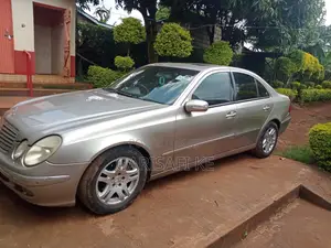 Mercedes-Benz E240 2004 Gold