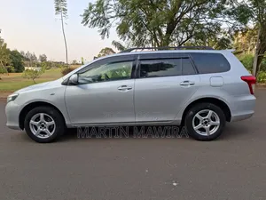 Toyota Corolla Fielder 2011 Silver