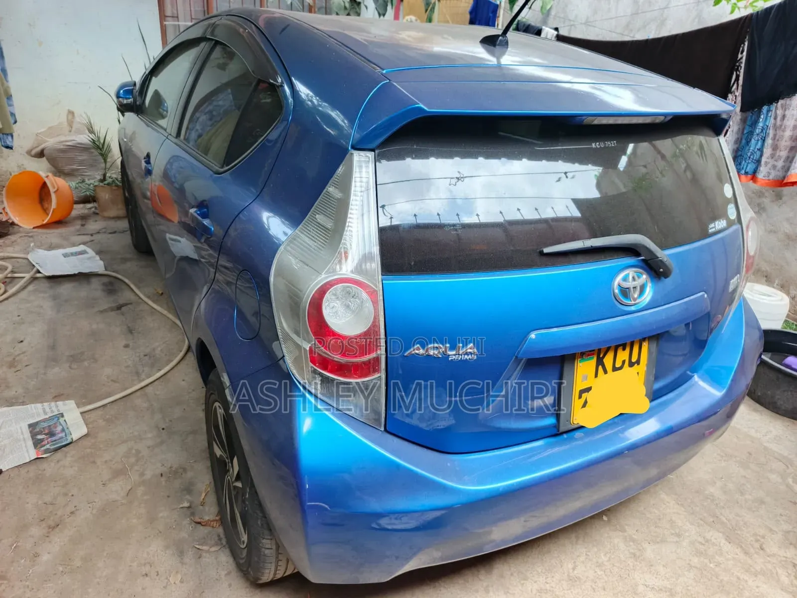 Toyota Aqua 2012 Blue