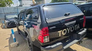 Toyota Hilux 2019 Black