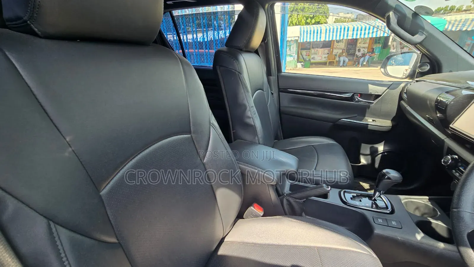 Toyota Hilux 2019 Black
