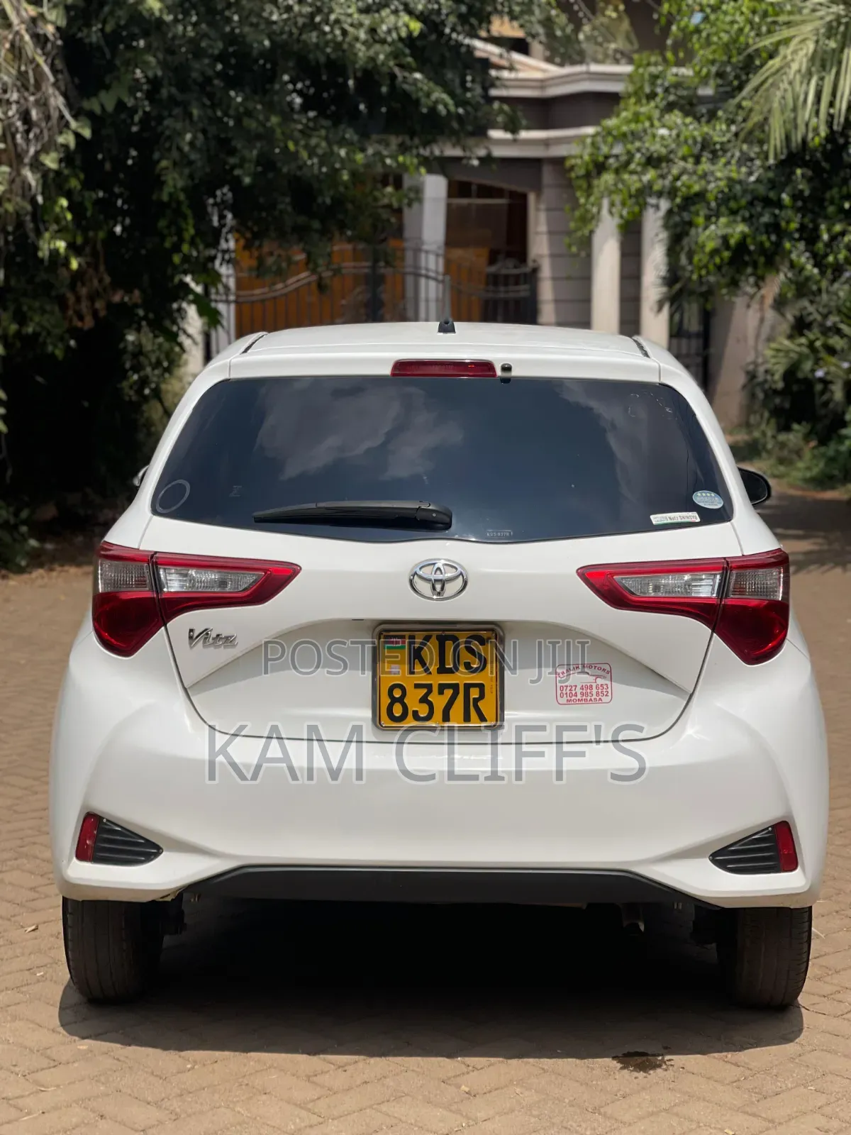 Toyota Vitz 2017 White