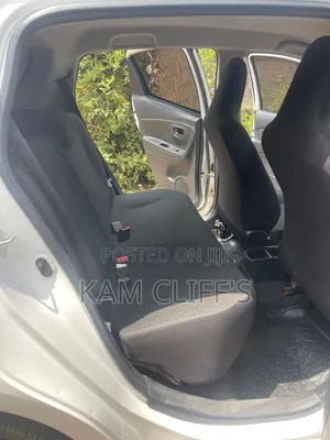 Toyota Vitz 2017 White