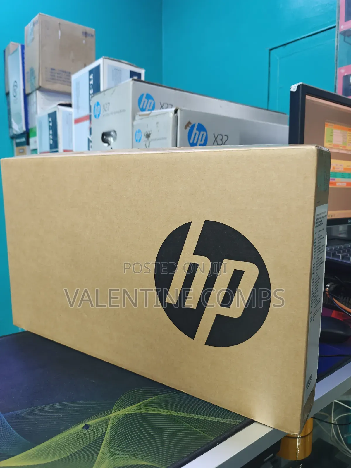 New Laptop HP 240 G7 8GB Intel Core i3 SSD 256GB
