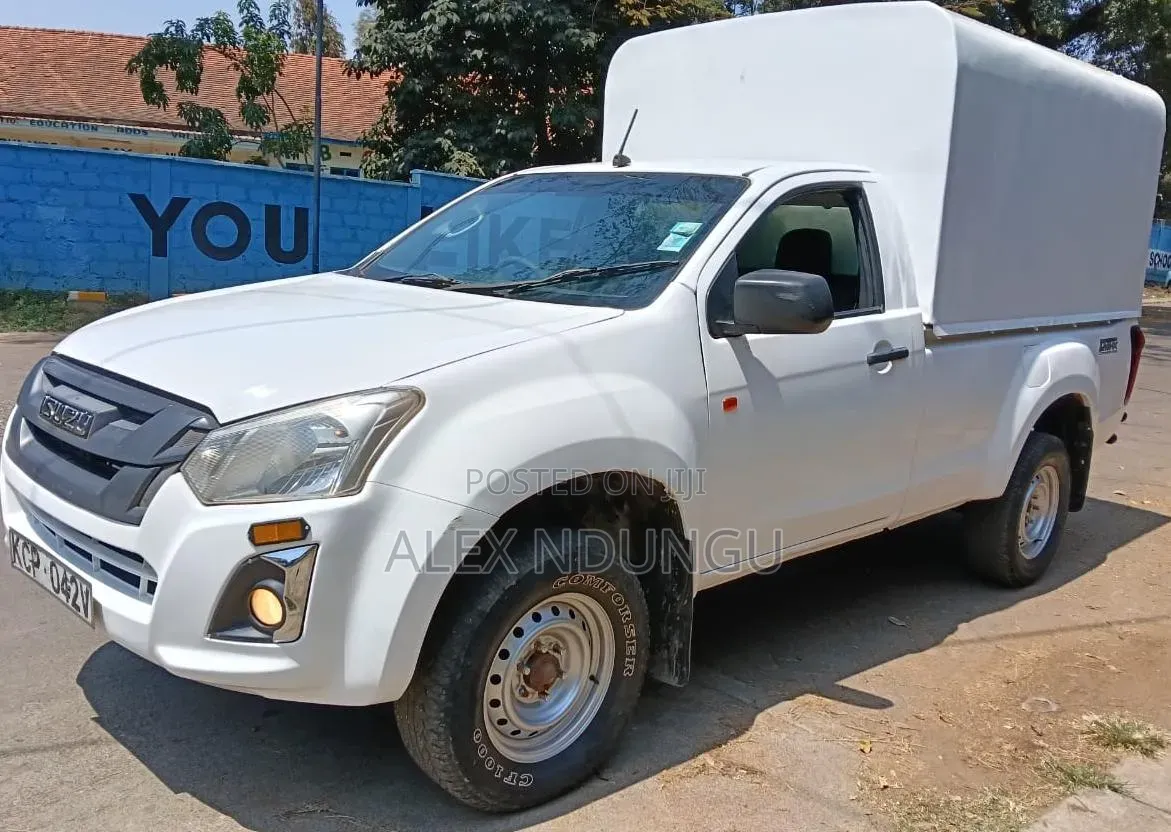 Isuzu D-MAX 2017 White