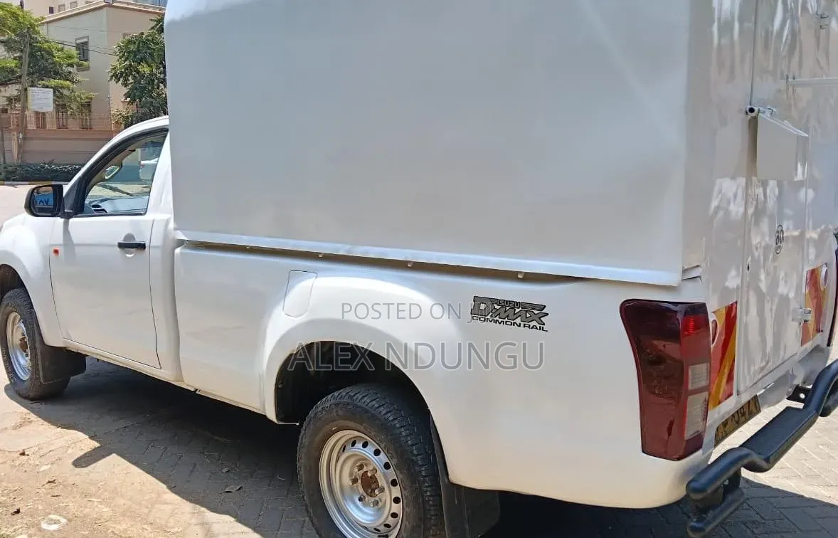 Isuzu D-MAX 2017 White