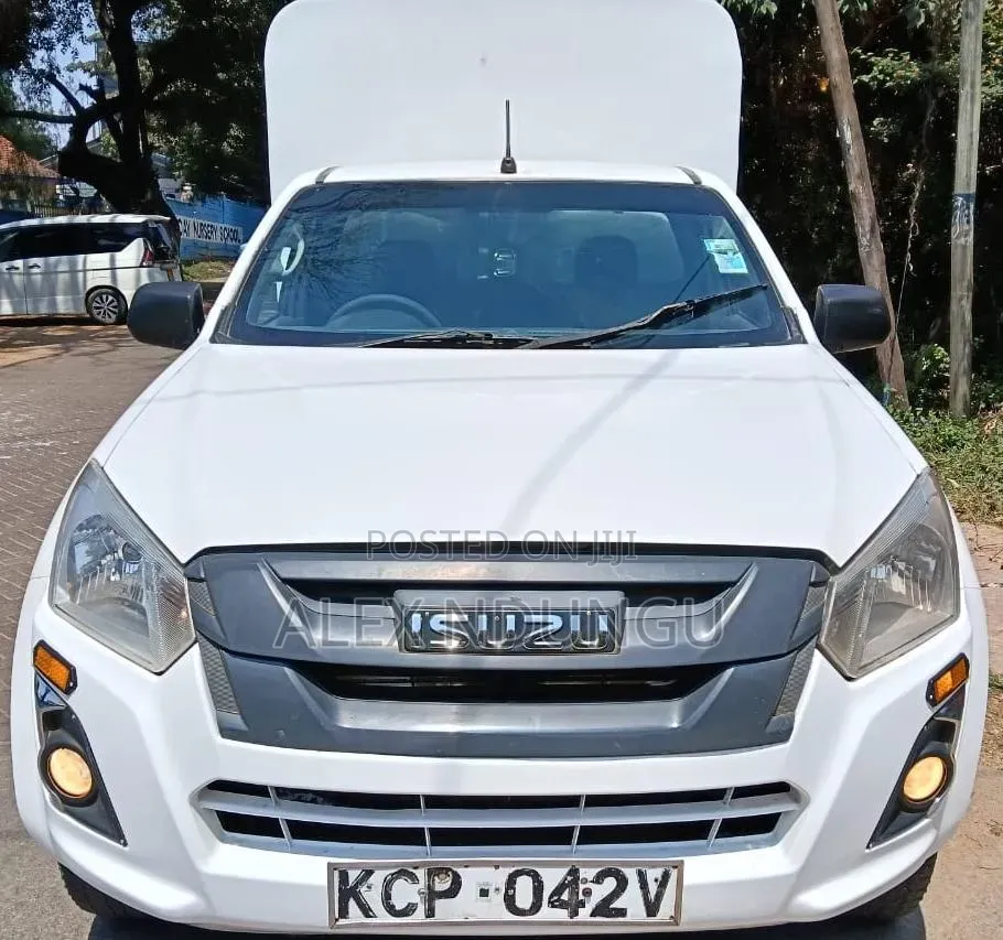 Isuzu D-MAX 2017 White