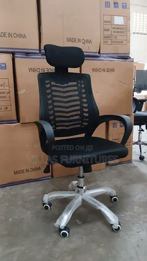Swivel Headrest Chair