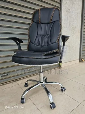 Quite -Roll Egornomic Executive Leather Chair -Strong Stable Base