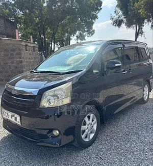 Toyota Noah 2008 Black